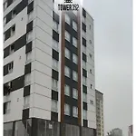 アパートホテル Tower352 3*