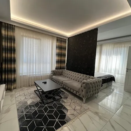 Tower352 Aparthotel 3*