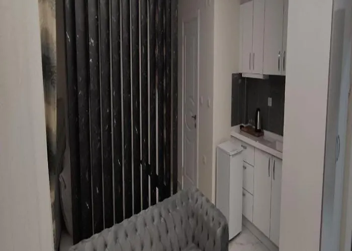 Tower352 Aparthotel 3*