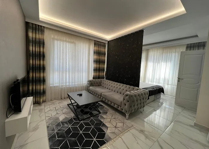 Tower352 Aparthotel 3*